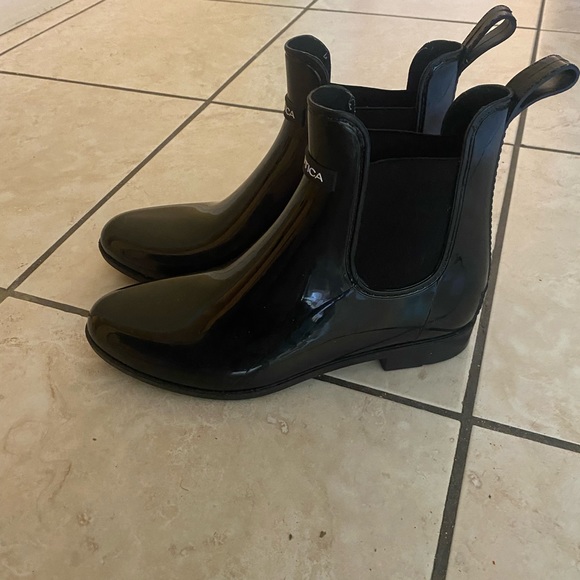 Nautica rain boots - Picture 2 of 5